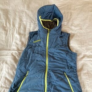 Lightweight blue Mammut vest w/ hood